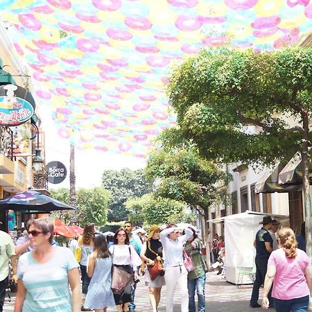Casa De Los Soles B&B Hostal Tlaquepaque Kültér fotó