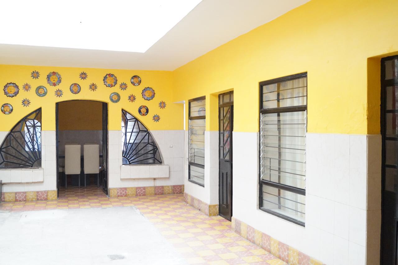 Casa De Los Soles B&B Hostal Tlaquepaque Kültér fotó