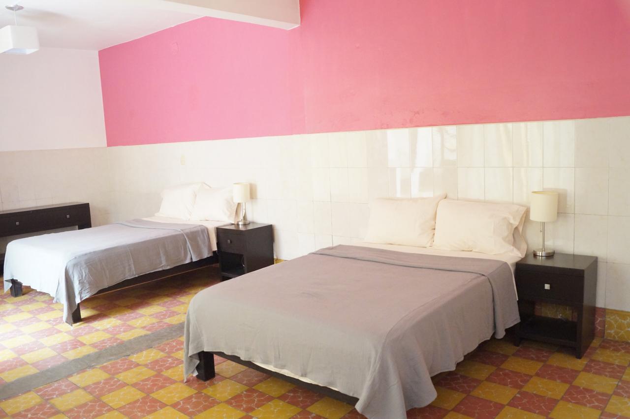 Casa De Los Soles B&B Hostal Tlaquepaque Kültér fotó